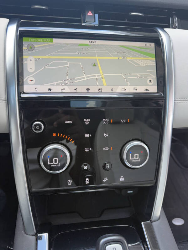 2020 Land Rover Discovery Sport P250 SE