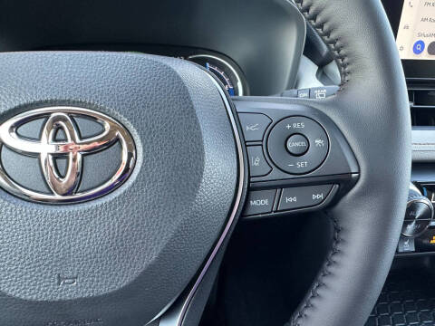 2025 Toyota RAV4 Hybrid XLE