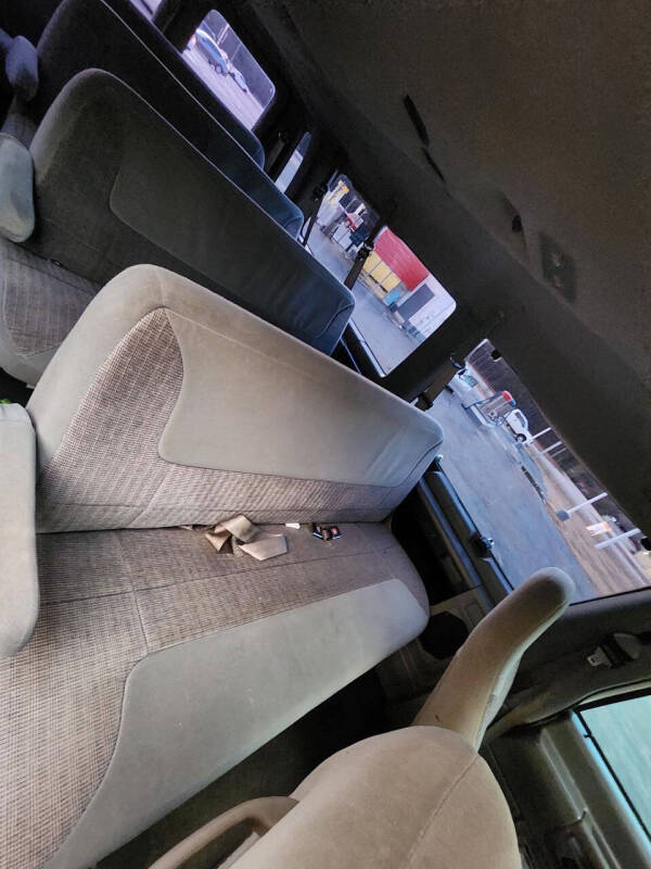 1999 Ford E-350 XLT SD