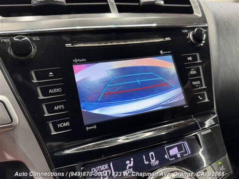 2016 Toyota Prius v Three