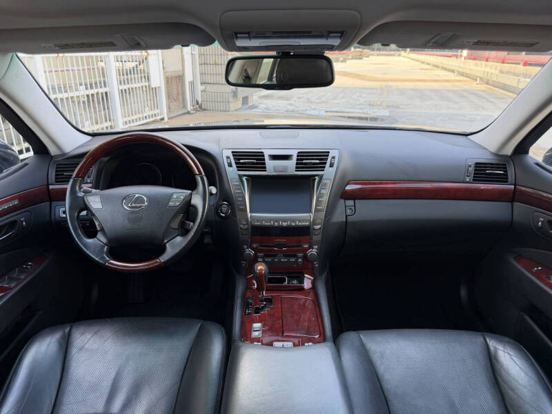 2007 Lexus LS 460