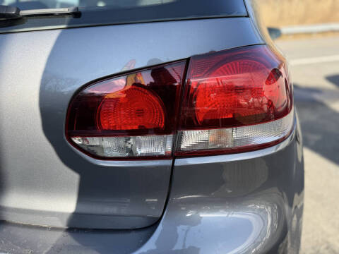 2012 Volkswagen Golf 2.5L PZEV