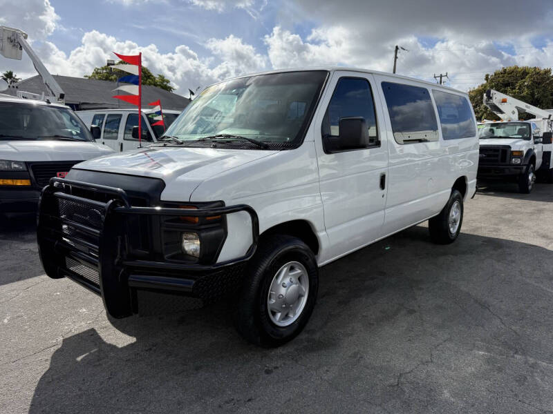 2012 Ford E-350