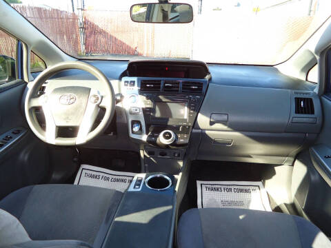 2012 Toyota Prius v Three