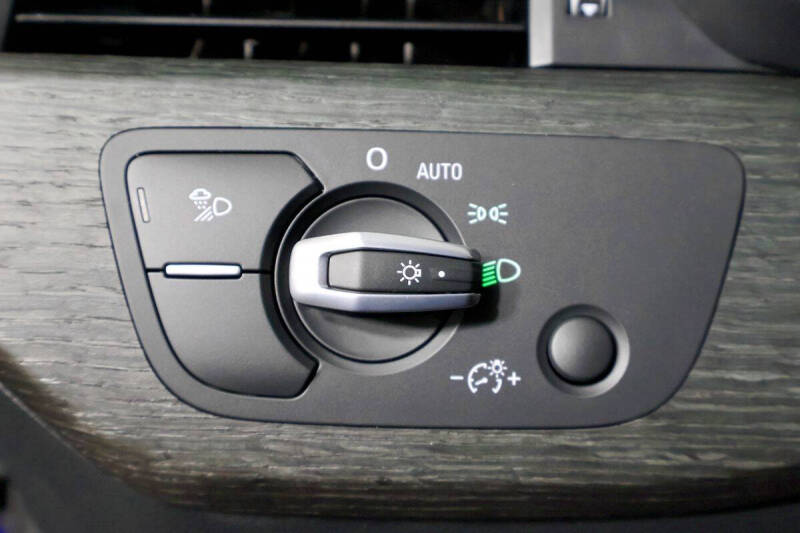 2023 Audi A4 quattro S line Prem Plus 45 TFSI