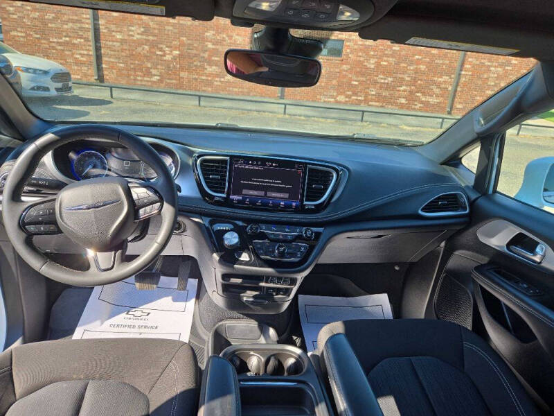 2022 Chrysler Pacifica Touring