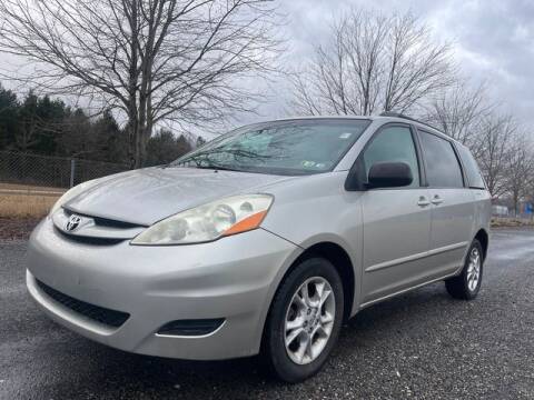 2006 Toyota Sienna for sale at GOOD USED CARS INC in Ravenna OH