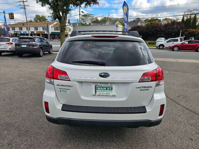 2010 Subaru Outback 2.5i Premium