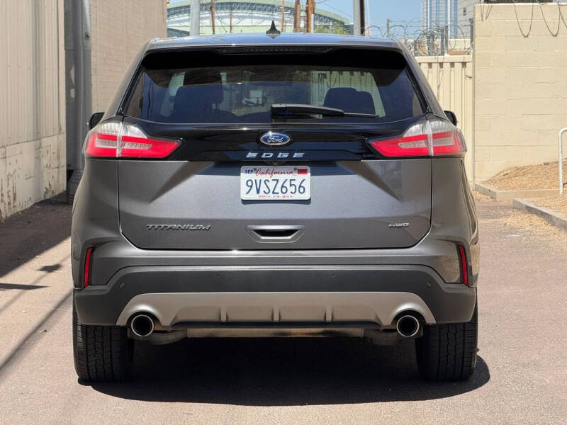 2022 Ford Edge Titanium