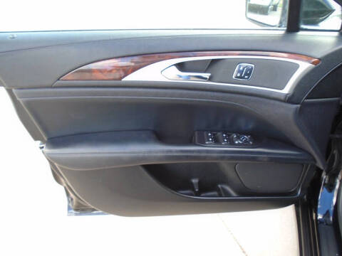 2017 Lincoln MKZ Select