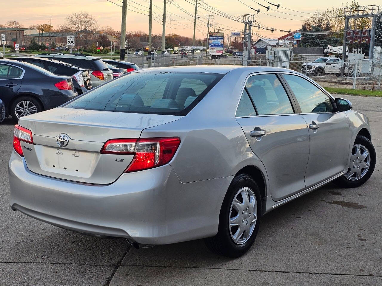 2013 Toyota Camry for sale at Quantum Auto Co in Plainfield, IL