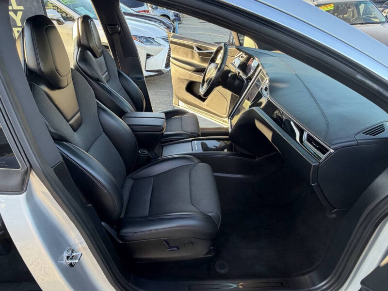 2017 Tesla Model X 75D