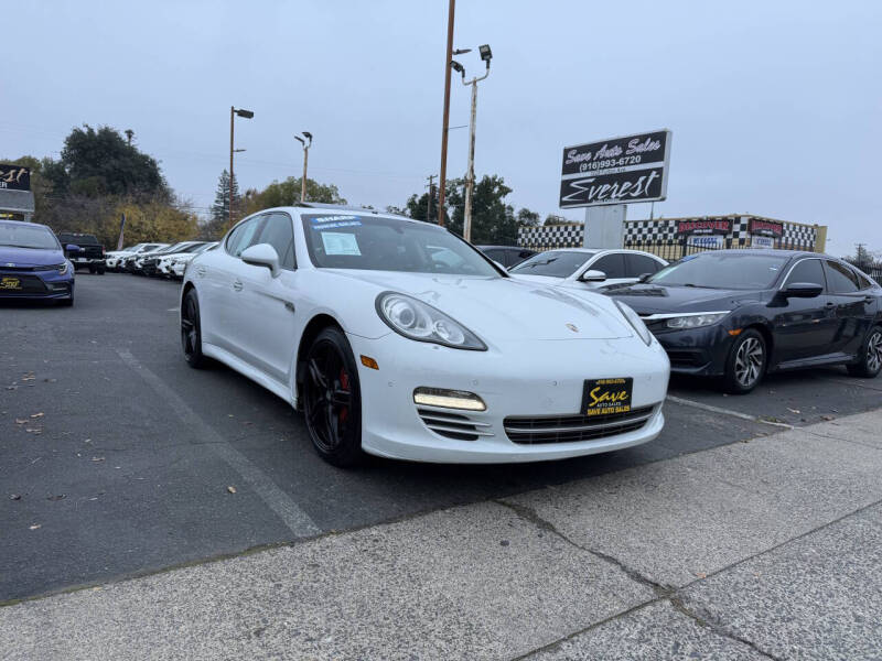 2013 Porsche Panamera's photo