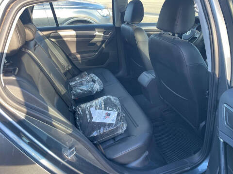 2020 Volkswagen Golf TSI