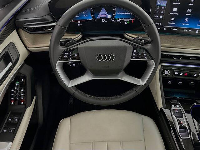 2025 Audi Q5 quattro Premium TFSI