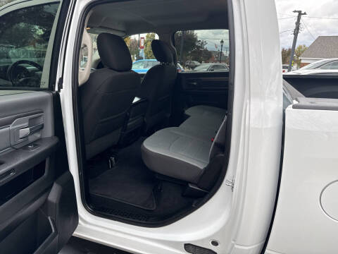 2022 RAM 1500 Classic SLT