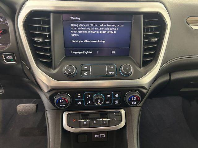 2023 GMC Acadia SLE