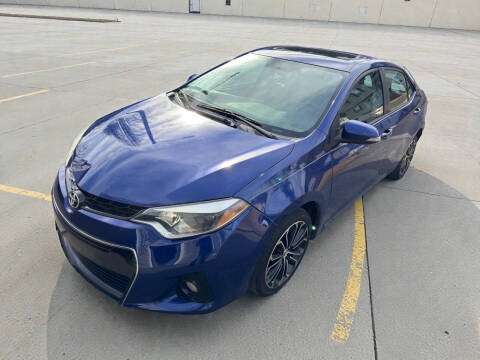 2015 Toyota Corolla S Plus