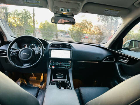 2017 Jaguar F-PACE 20d Prestige