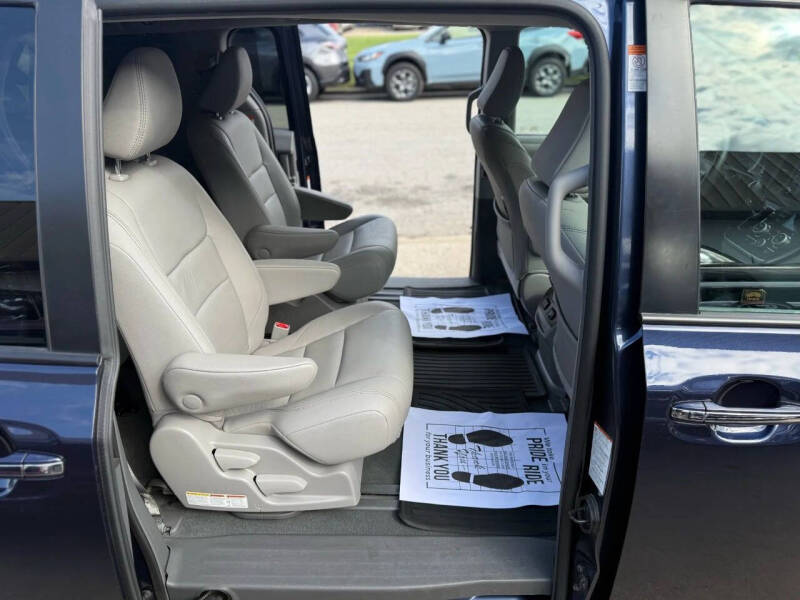 2019 Toyota Sienna XLE Premium 7-Passenger