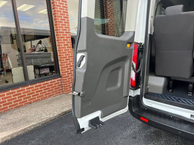 2023 Ford Transit 350 XLT