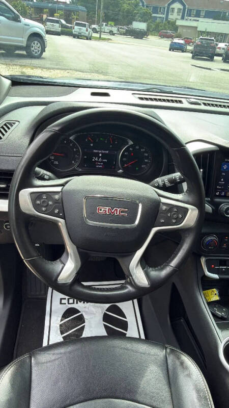 2022 GMC Terrain SLT