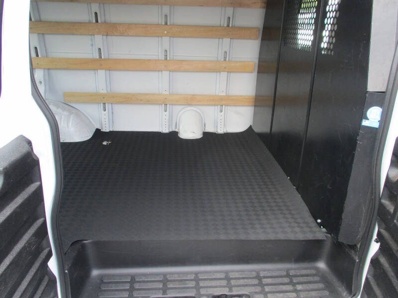 2024 GMC Savana 2500