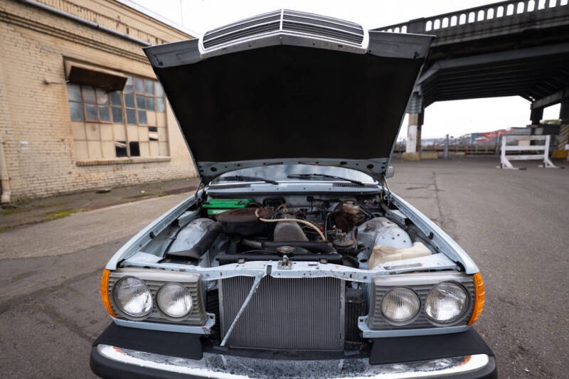 1978 Mercedes-Benz 240-Class