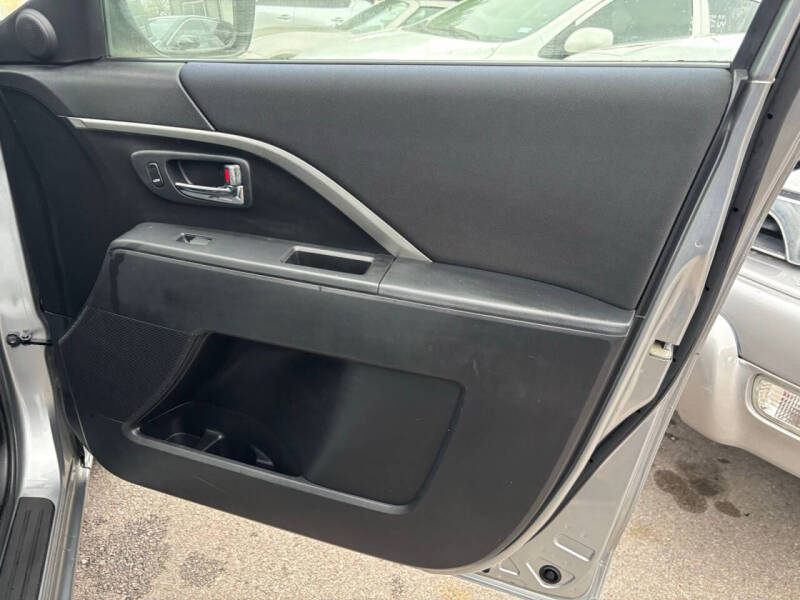 2014 Mazda MAZDA5 Sport