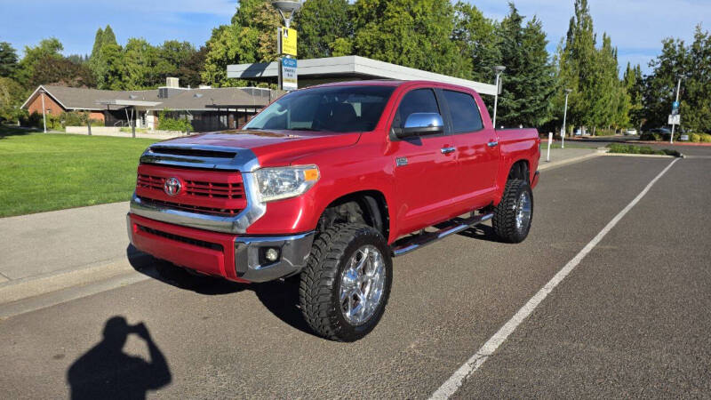 2014 Toyota Tundra Platinum's photo