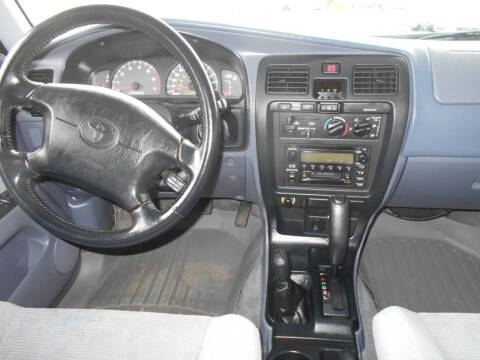 2000 Toyota 4Runner SR5