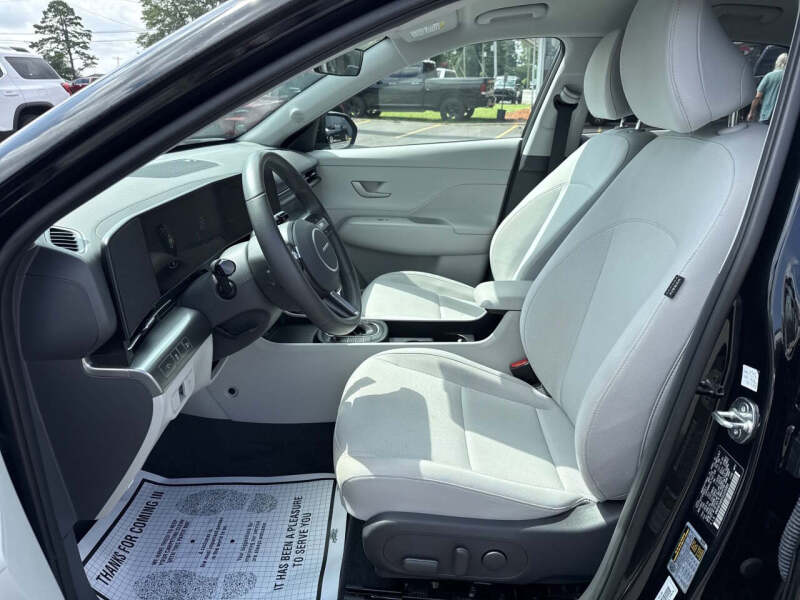 2025 Hyundai Kona SEL