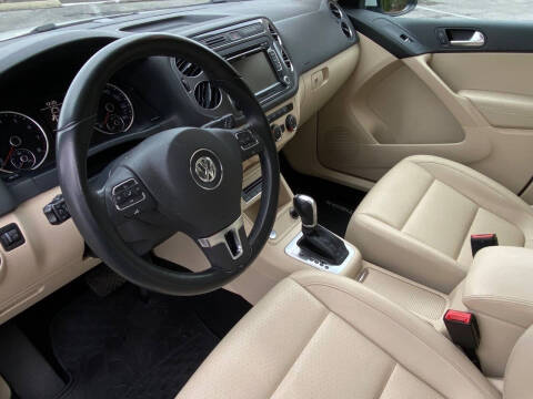 2015 Volkswagen Tiguan SE 4Motion