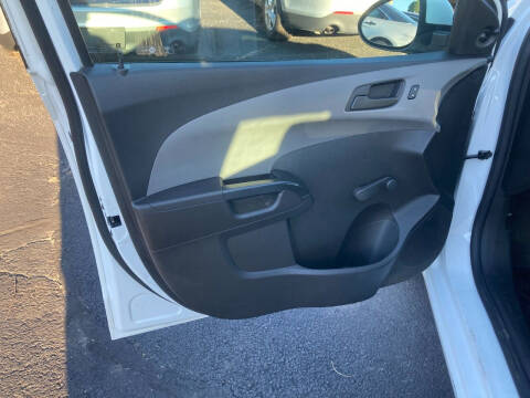 2017 Chevrolet Sonic LT Auto Fleet