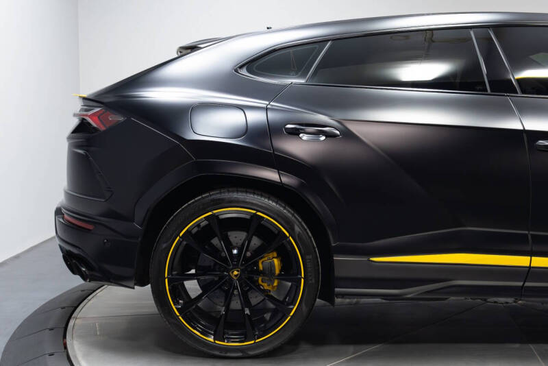 2022 Lamborghini Urus