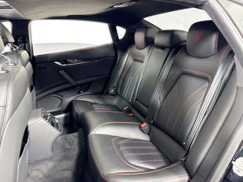 2023 Maserati Quattroporte Modena Q4