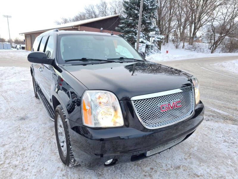 2013 GMC Yukon XL Denali's photo