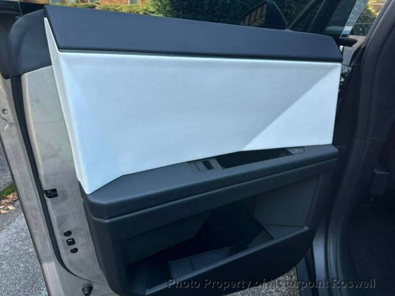 2024 Tesla Cybertruck