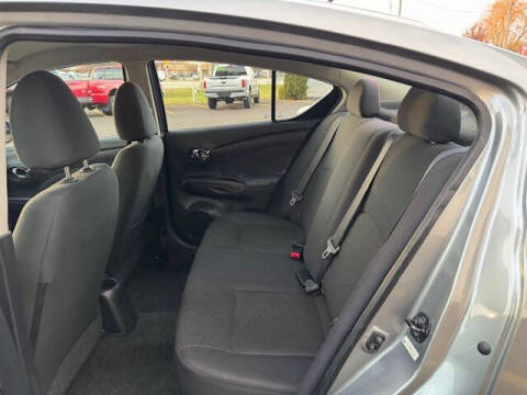 2013 Nissan Versa 1.6 SV