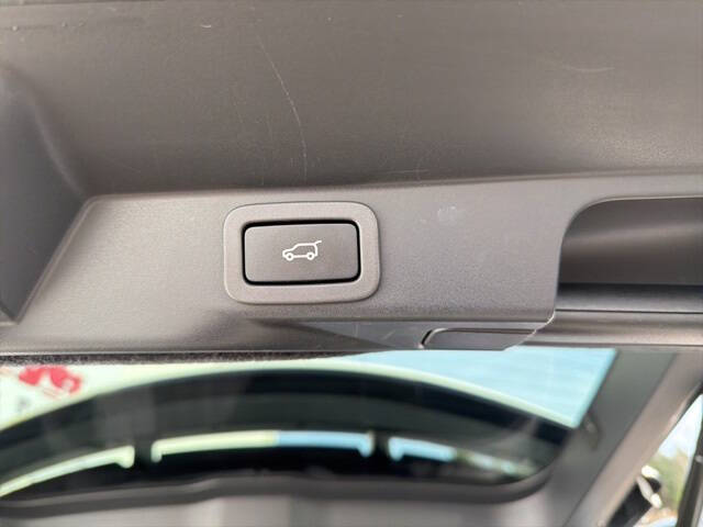 2020 Land Rover Range Rover Sport SE