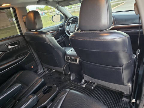 2016 Toyota Highlander