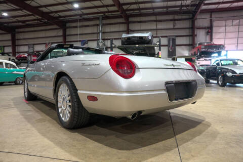 2004 Ford Thunderbird Deluxe