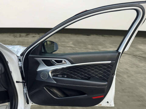 2019 Genesis G70 3.3T Advanced