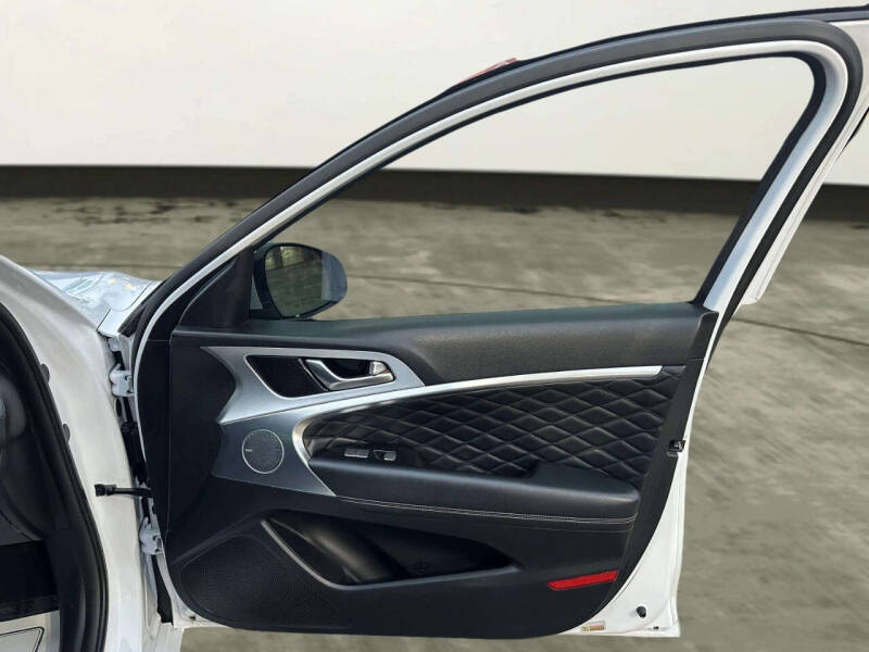 2019 Genesis G70 3.3T Advanced