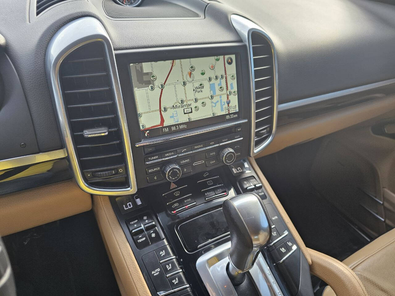 2014 PORSCHE Cayenne SUV / Crossover - $15,183