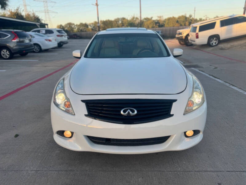 2011 Infiniti G25 Sedan Journey