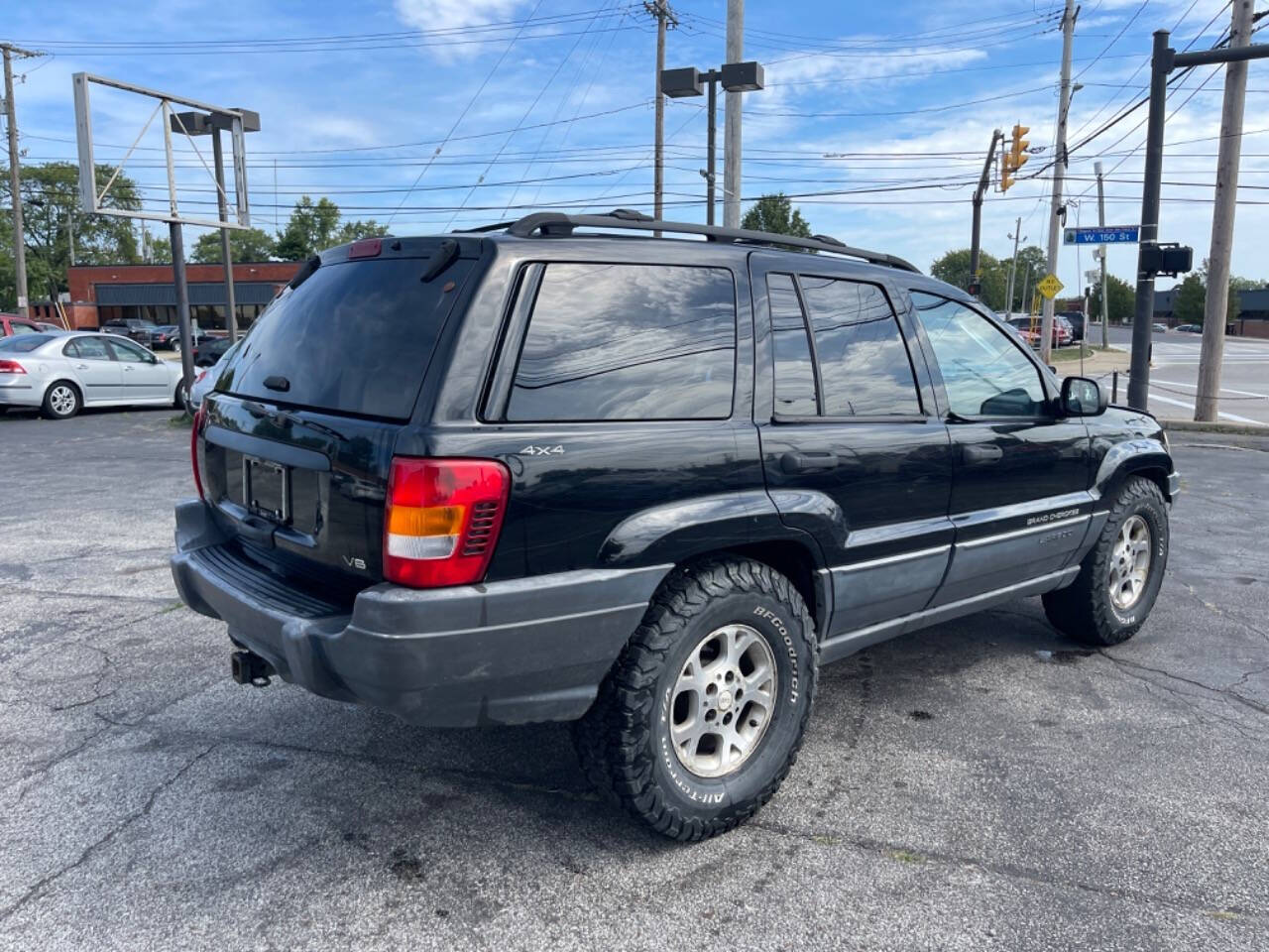 2000 Jeep Grand Cherokee for sale at AVS AUTO GROUP LLC in CLEVELAND, OH