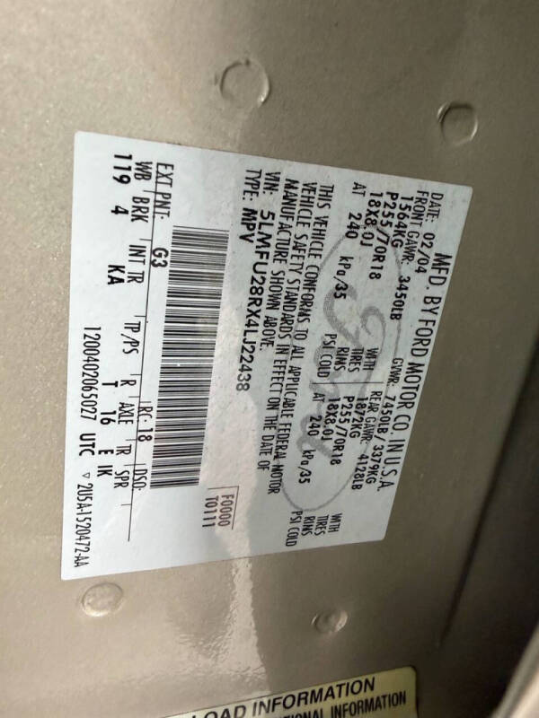 2004 Lincoln Navigator Luxury