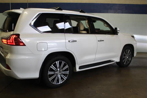 2016 Lexus LX 570