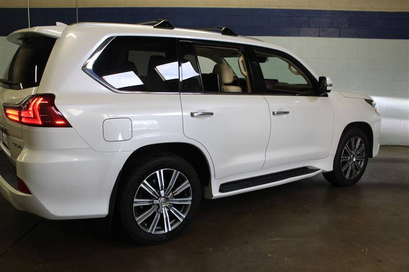 2016 Lexus LX 570